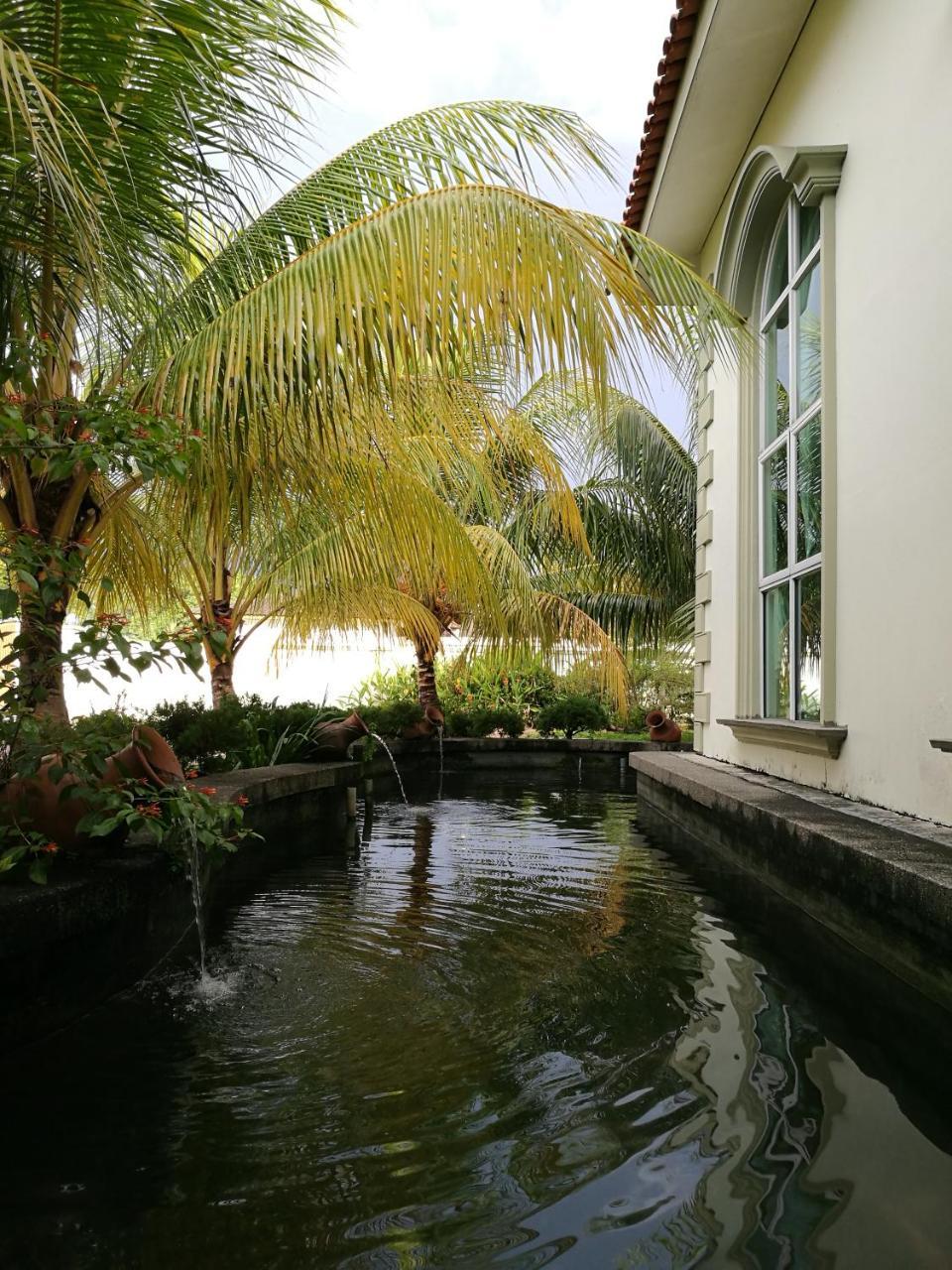 Guesthouse Dragon Place Taiping Exterior foto